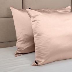 Silkd Set fete de perna matase infuzate cu acid hialuronic soft pink 22 momme